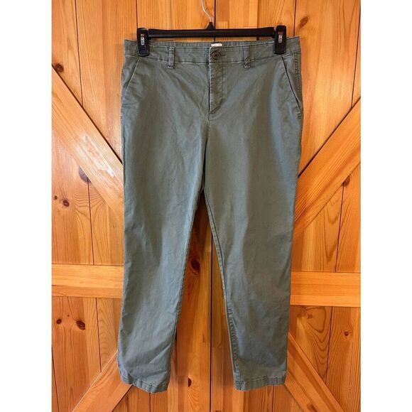 Gap Womens Girlfriend Khaki Cropped Pants Green Pockets Size 8 (5308) - Picture 1 of 8